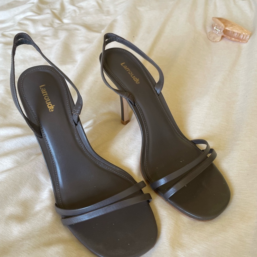 NWT larroude bella heel 